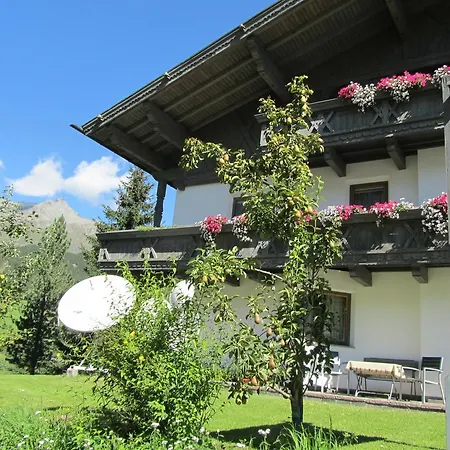 Kroner 公寓